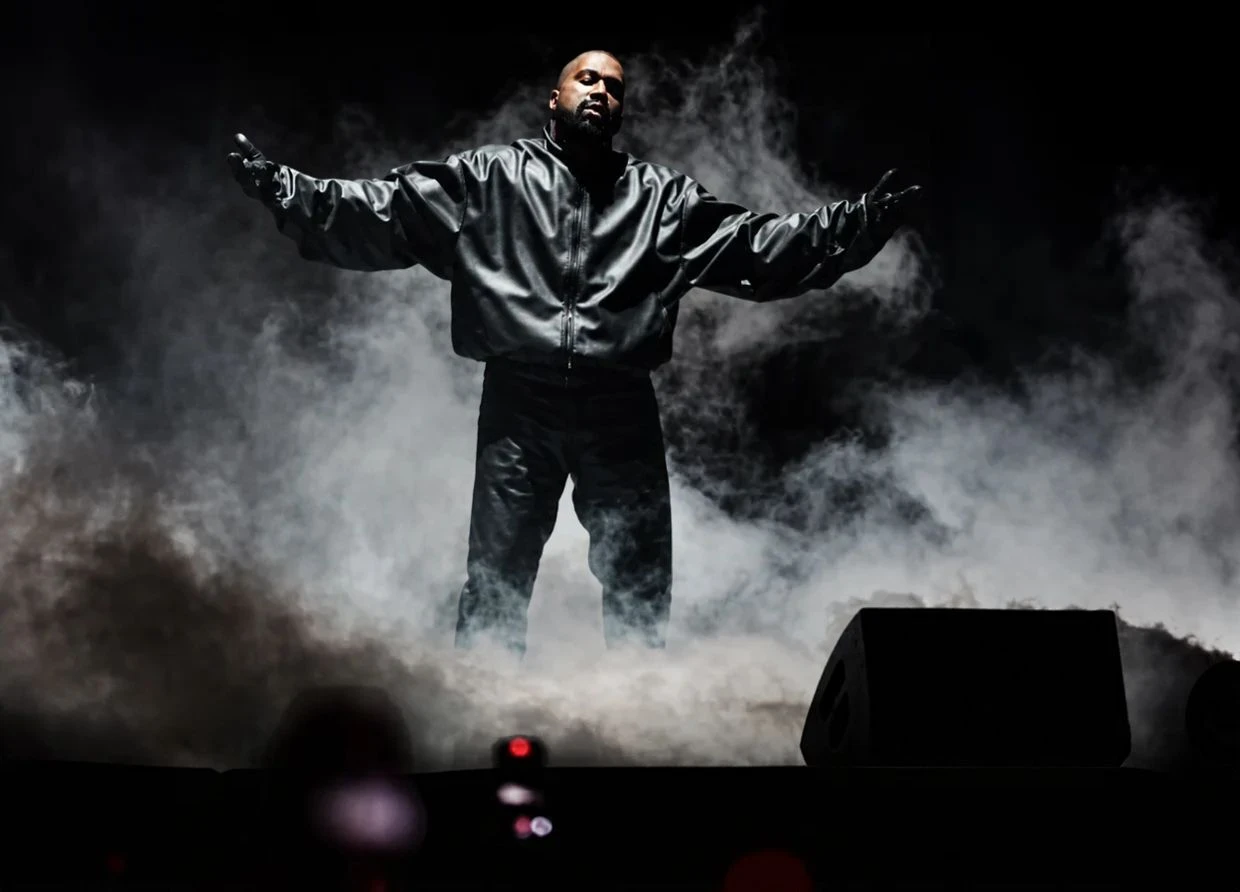 YE LIVE IN JAKARTA AT GBK: ENTRY TIMES, MRT TIPS AND BANNED ITEMS