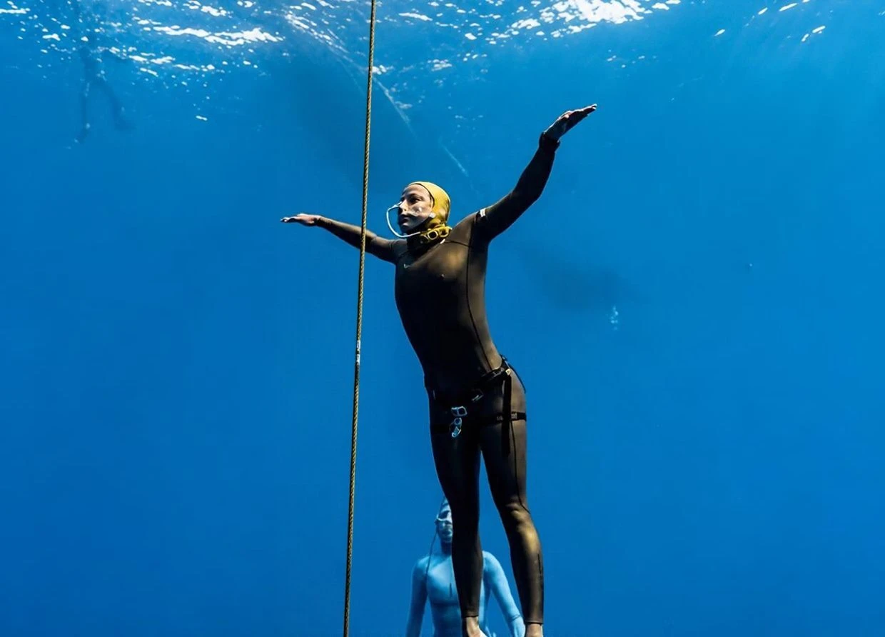 DIMAS ANDIKA BREAKS INDONESIAN FREEDIVING RECORD AT 85M 