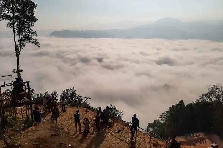 5 VILLAGES ABOVE THE CLOUDS IN INDONESIA