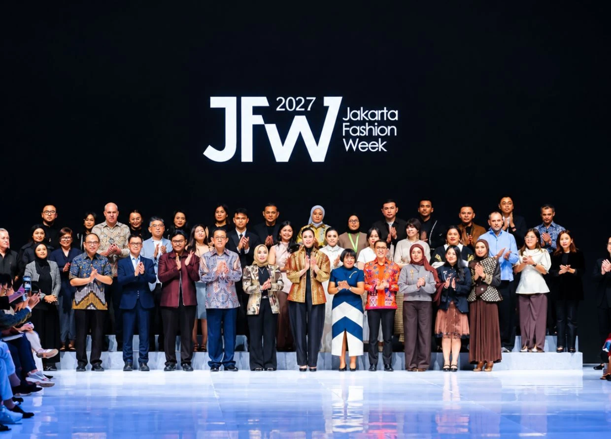 JAKARTA FASHION WEEK 2027 CELEBRITIES WHO WALKED THE RUNWAY 