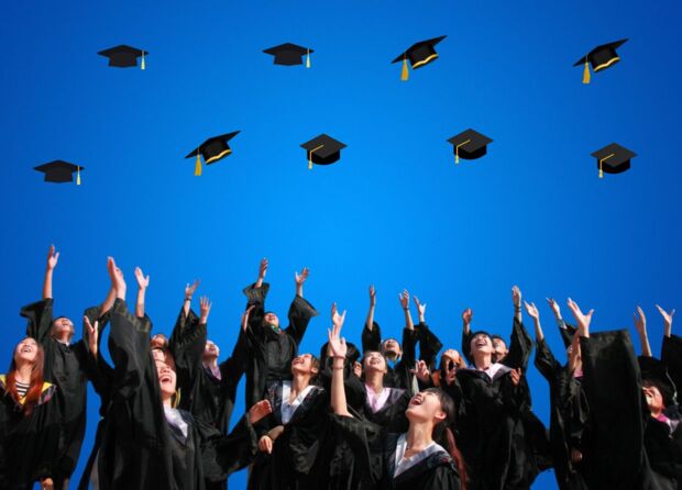 A MANAGEMENT DEGREE WAS SUPPOSED TO BE A SAFE BET. RIGHT NOW, IT'S THE RISKIEST ONE. 
