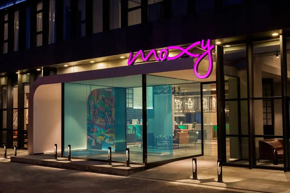 MOXY HOTELS BRINGS ITS PLAY ON SPIRIT TO MAINLAND CHINA