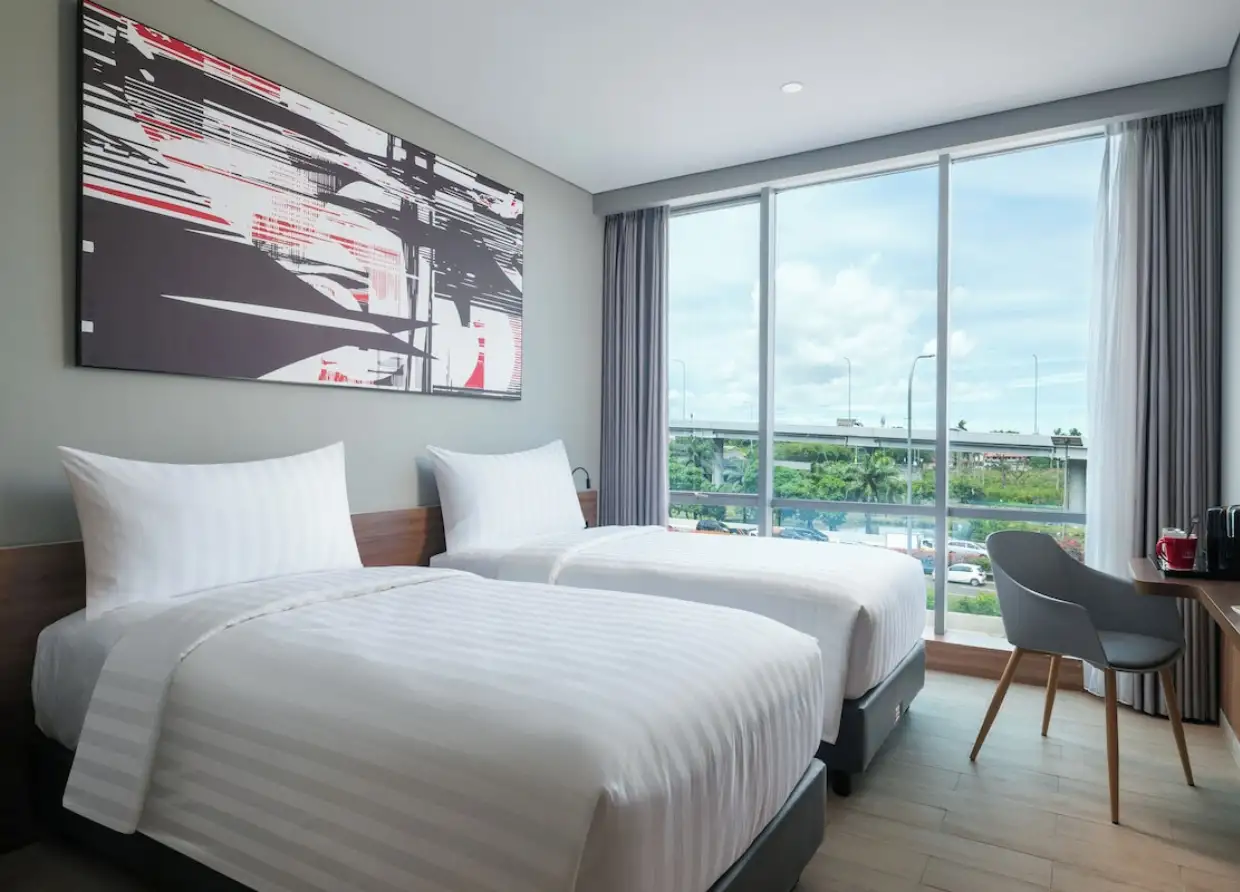 A STRATEGIC ADDITION TO TANGERANG'S BUSINESS LANDSCAPE: HOTEL NEO+ AIRPORT JAKARTA