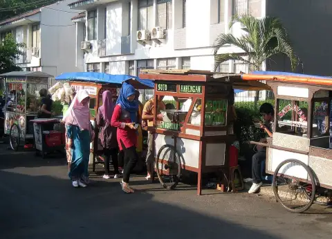 JAKARTA JUST BEAT BANGKOK AND MUMBAI AT THEIR OWN GAME BUT LOST TO A BOWL OF PHO