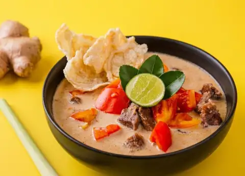 SOTO BETAWI JUST RANKED 3RD BEST SOUP IN THE WORLD. JAKARTA ISN’T SURPRISED. 